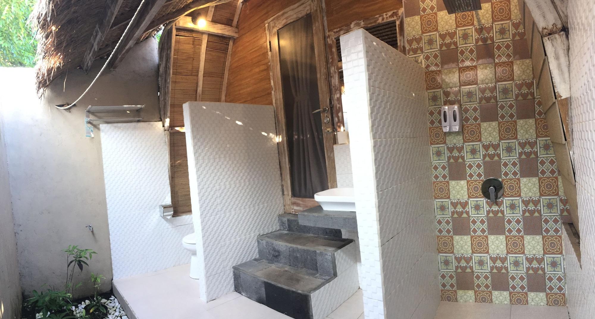 Paradesa Villa Τζίλι Τραγουανγκάν Εξωτερικό φωτογραφία