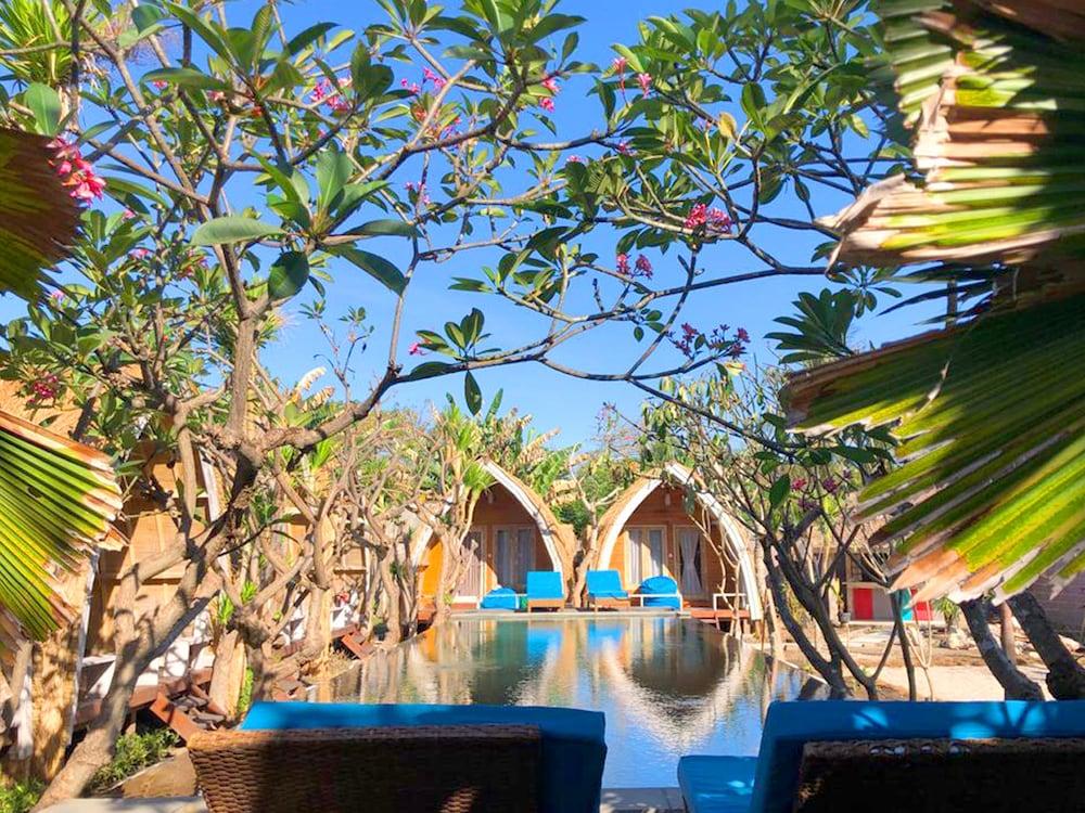 Paradesa Villa Τζίλι Τραγουανγκάν Εξωτερικό φωτογραφία